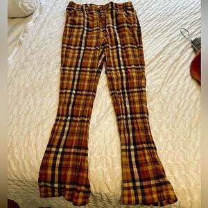 Women’s plaid pant